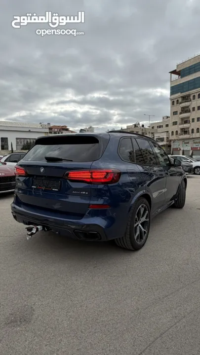BMW X5 ترخيص 2022 ص محرك 3000 هايبرد plug in/يقطع على الشحنه 80 كيلو متر 399 حصان