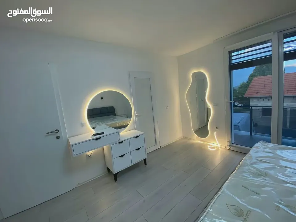غرف نوم ماستر واطفال  ومطابخ ومزانين