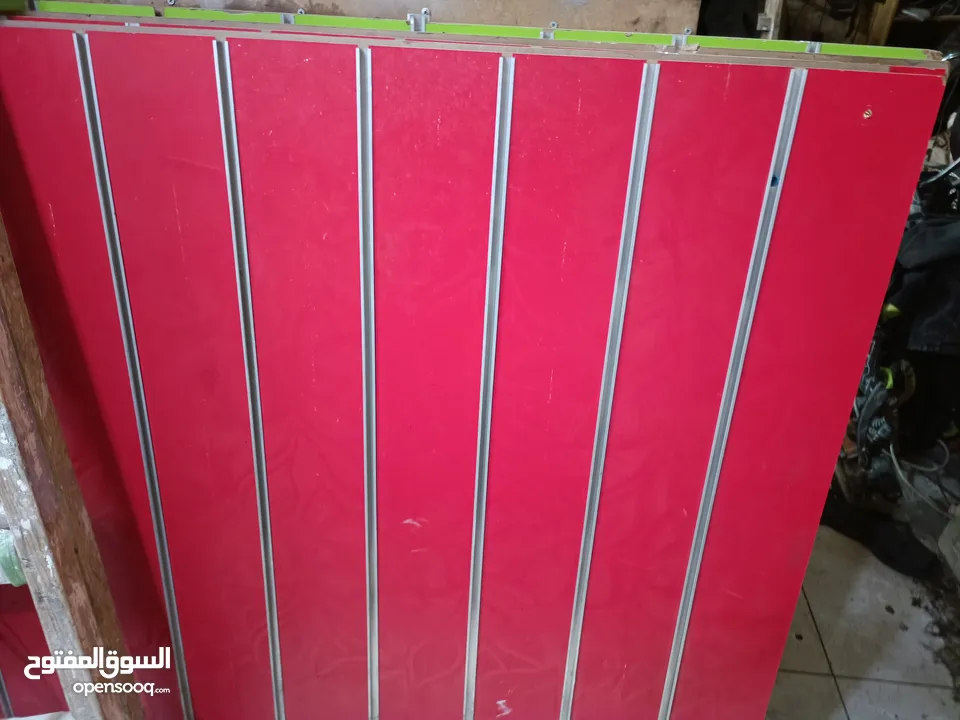 استاندات عرض بحاله ممتازه إجمالي العدد 4