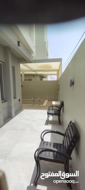 للايجار فيلا فخمة جديده كلياً  5 غرف و المرافق - Brand New Villa For Rent 5 BHK with Facility