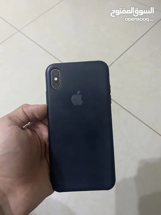 للبيع بسعر ممتاز iphone xs max 256 GB