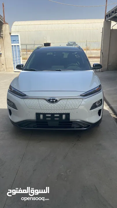 هونداي كونا كهربائيه بالكامل فل إضافات اعلى صنف غرفه ملونه مميزه جدا فحص كامل بمواصفات مميزه