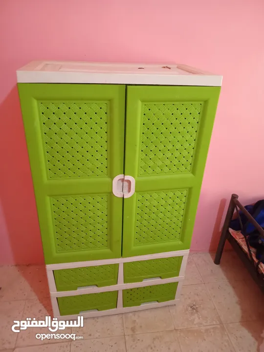 خزانه في حاله ممتازه