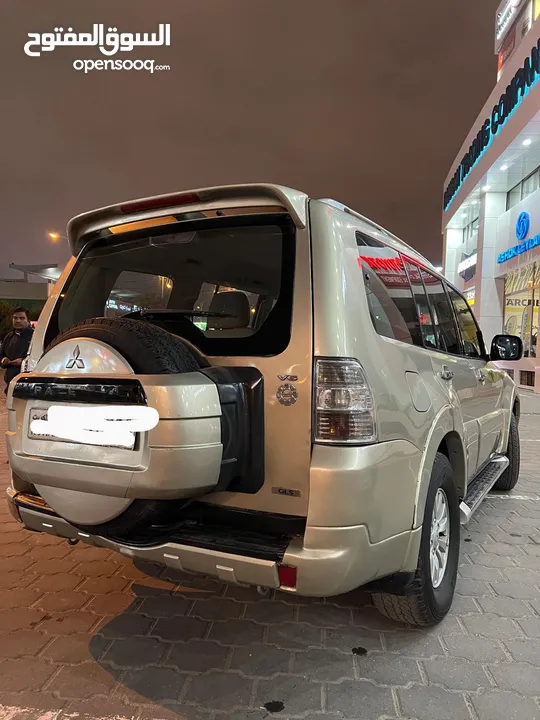 USED MITSUBISHI PAJERO 2011IN AL RAI