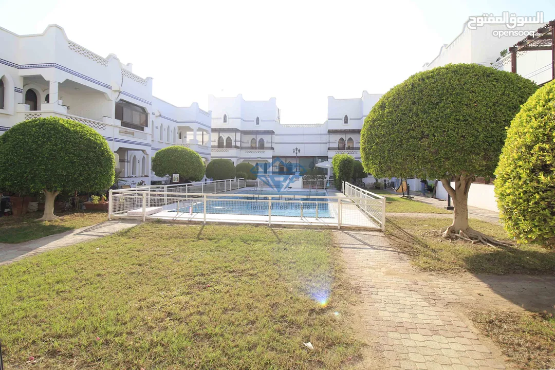 #REF891 3BR + maidroom Villa for Rent in Shatti al Qurum