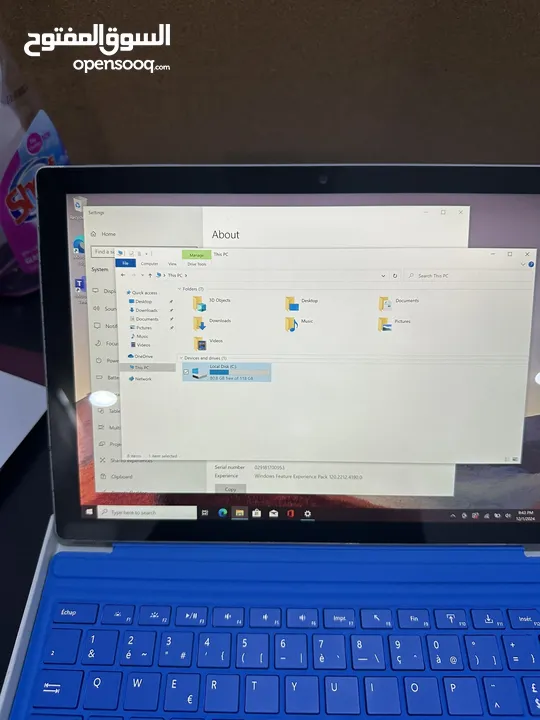 Surface pro 7 جهاز سيفرس اثنين في واحد