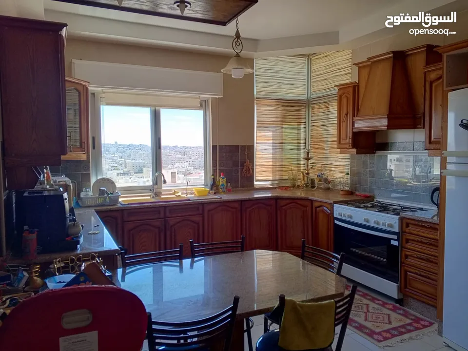 230 Meter Apartmant in Thuhair - شقة 230 متر منطقة هادئة في الظهير