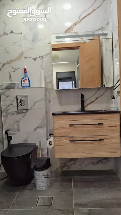 بيع شقه. في سكان