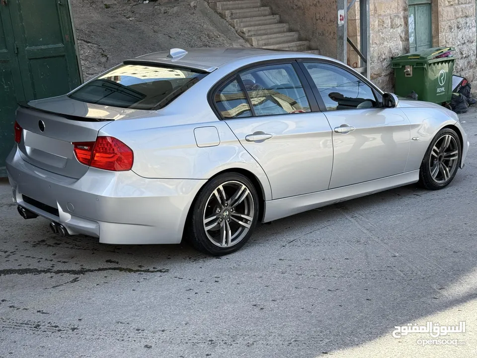 BMW E90 2007