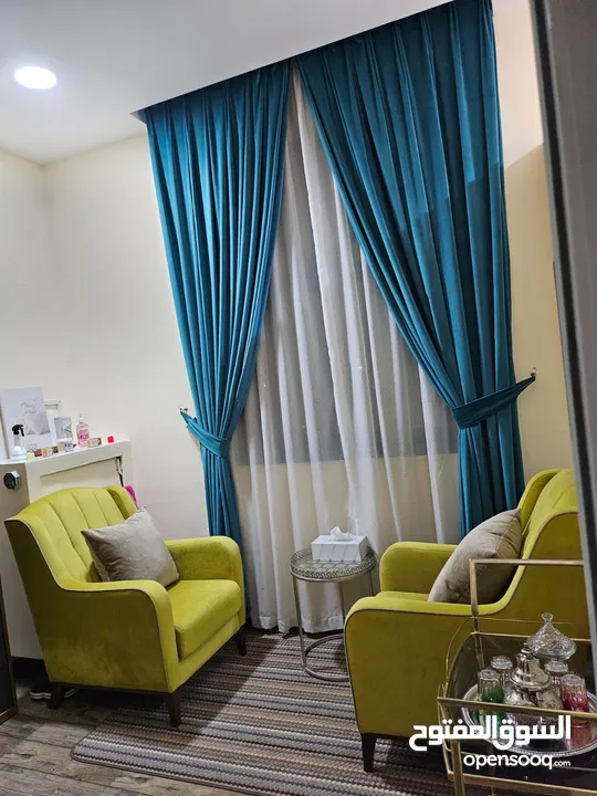 صالون نسائي فرصة استثمارية مميزة - للبيع مركز تجميل فاخر (صالون للسيدات) من المالك مباشرة بالشارقة