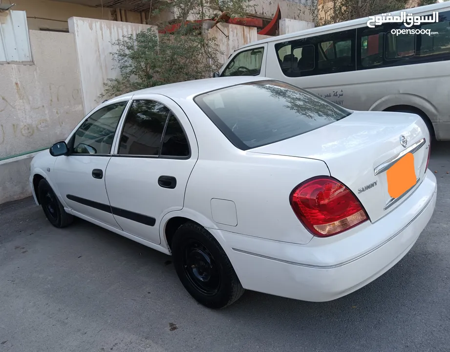 Nissan sunny Automatic jappan made 2009