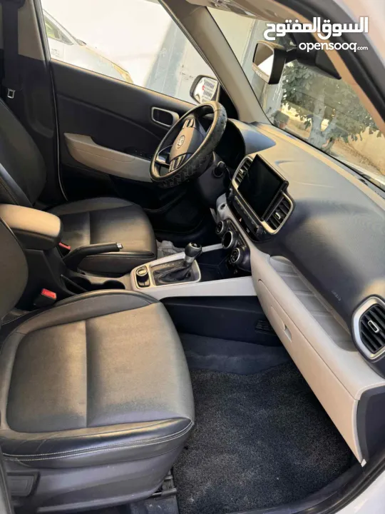 هونداي فينيو فل الفل اضافات مع فتحة سقف