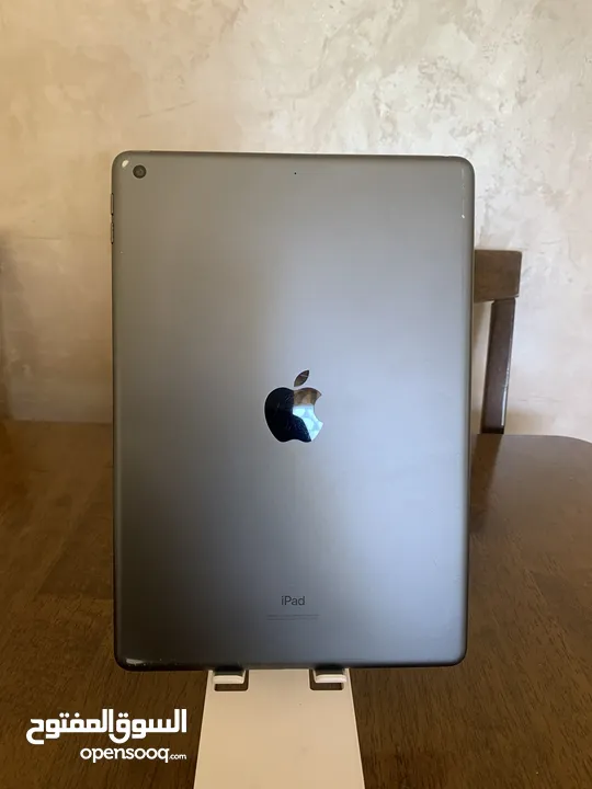 للبيع: iPad الجيل الثامن (iPad 8) – 32GB