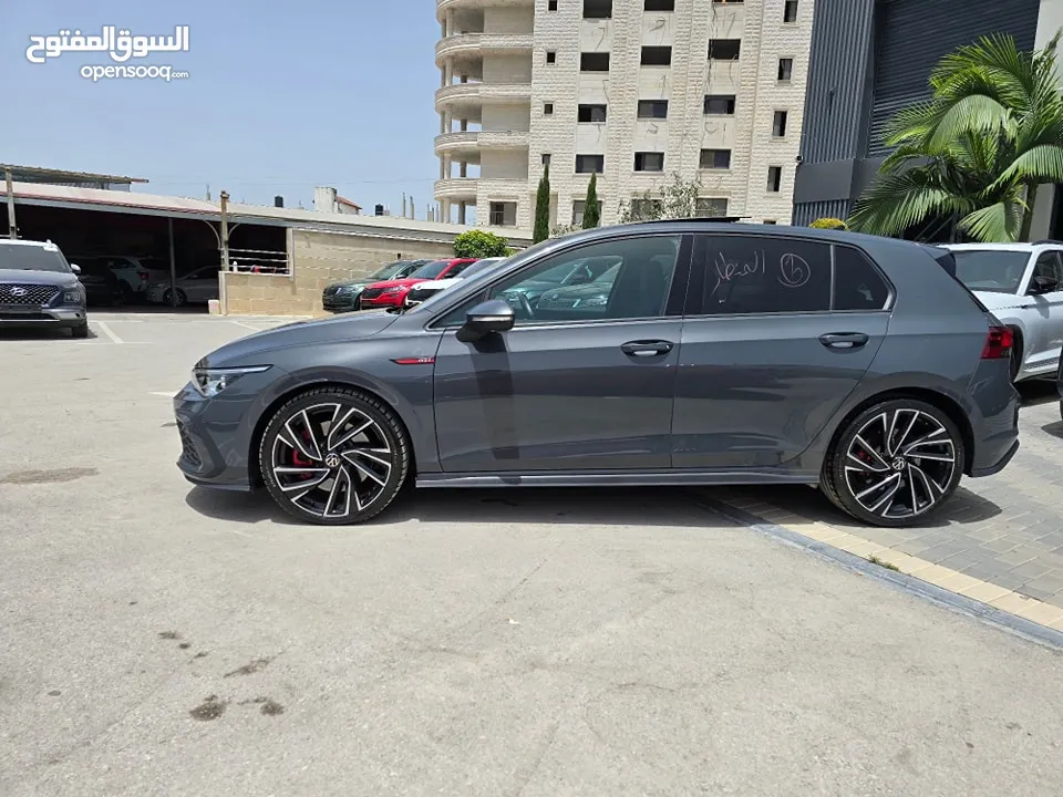 فولكس فاجن جولف GTI ترخيص 2021