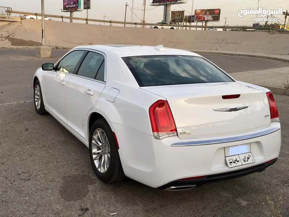 كرايسلر 300C/300M