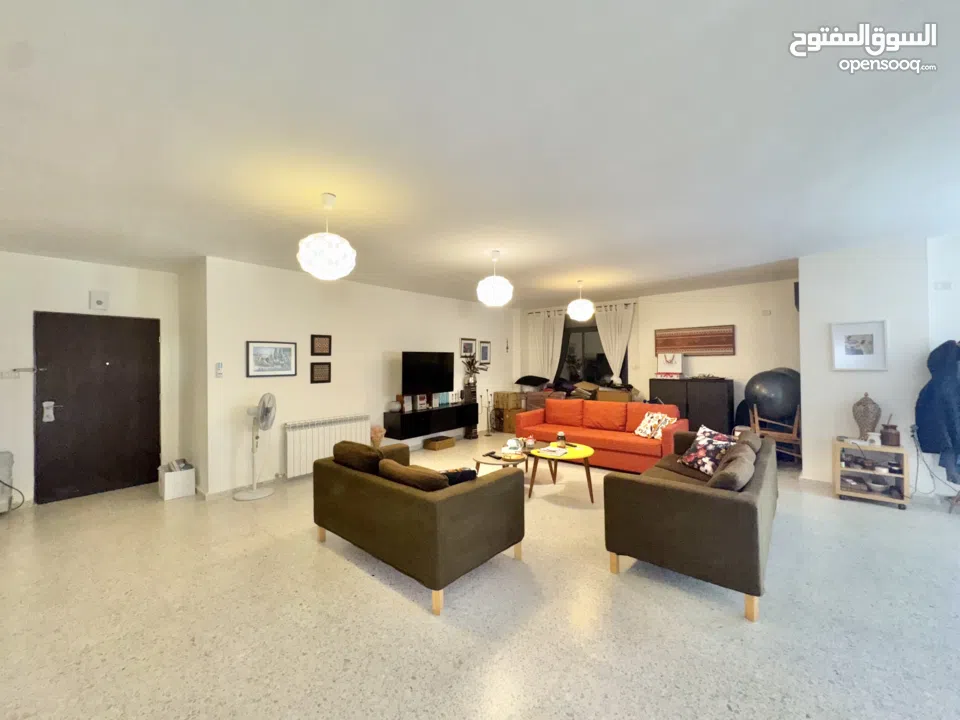 شقة للبيع في رام الله في الطيرة شارع القاهرة