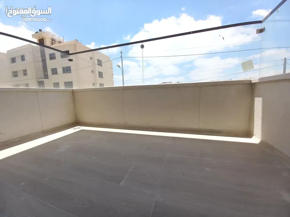 شقة فاخره للبيع في دير غبار  ( Property ID : 33016 )