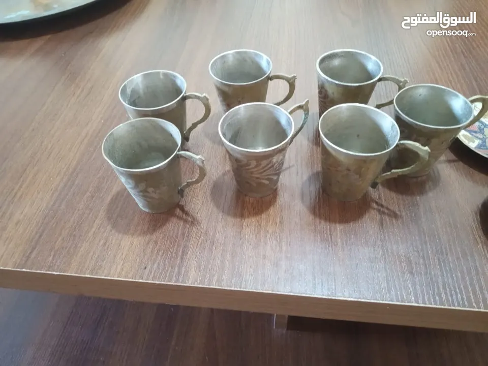 اطقم نحاسيات قديمه ورسم يدوي جميل