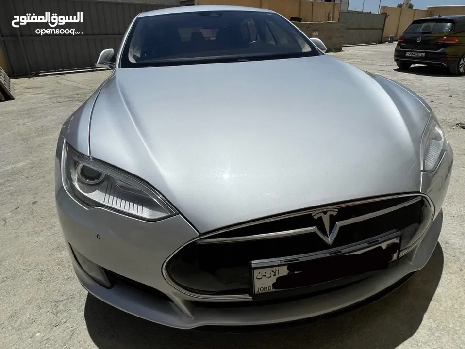 تيسلا S85 موديل 2016