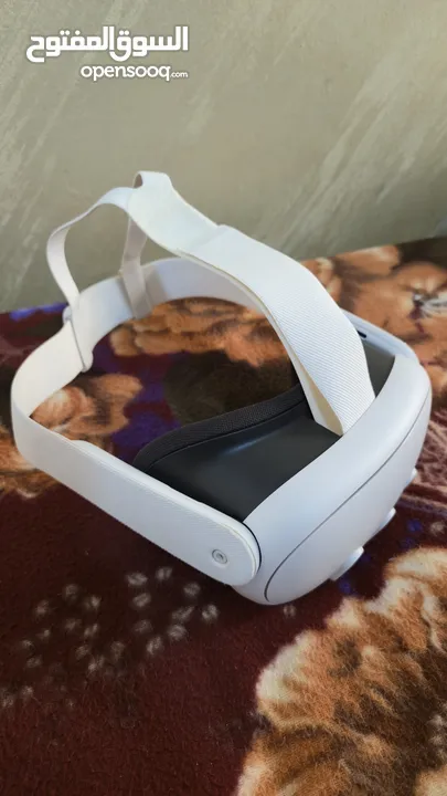 Meta quest 3 512GB + charger تم شراءها بنهاية شهر أربعة بسعر 425