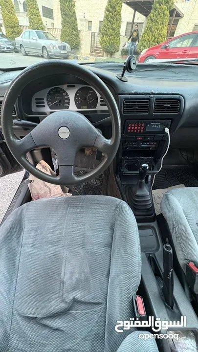 سيارة نيسان صني 1993 Nissan sunny Car بنزين قطارة بنزين قير عادي