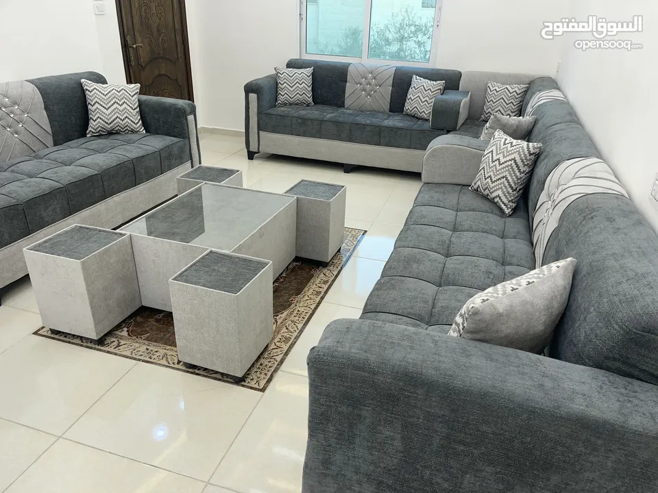 جلسات الخليجية بحدث الموديلات 17 مقعد مع طقم طربيزاط ومراكي