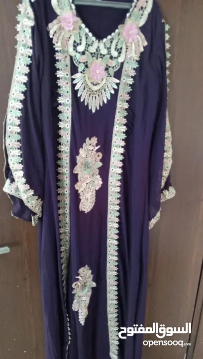 فساتين سهره طويله وقصيرة تواصل عبر الرسائل