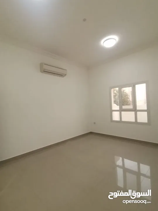 For Rent 5Bhk Villa In Al Mawleeh   للإيجار فيلا 5 غرف نوم في الموالح
