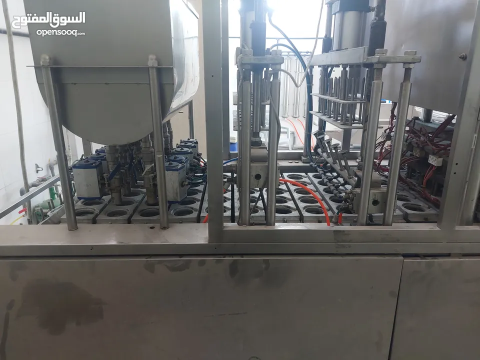 مصنع كاسات مياه 10 عيون