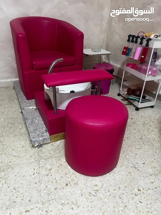 طاولة منكير وبدكير للبيع