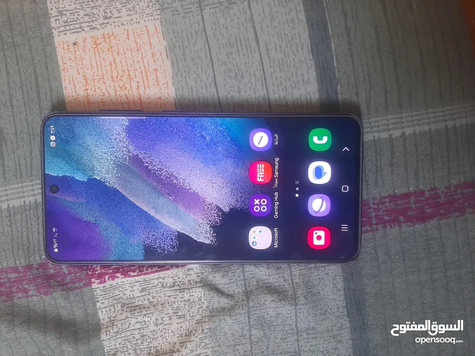 سامسونج s21 fe بحالة جيدة