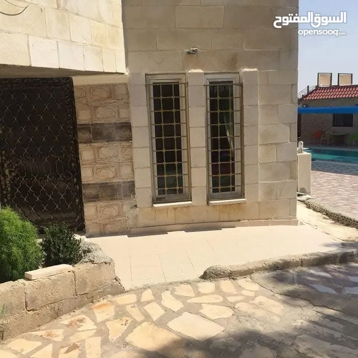 مزرعة و شاليه للبيع قرب منتزه زي مدينة السلط