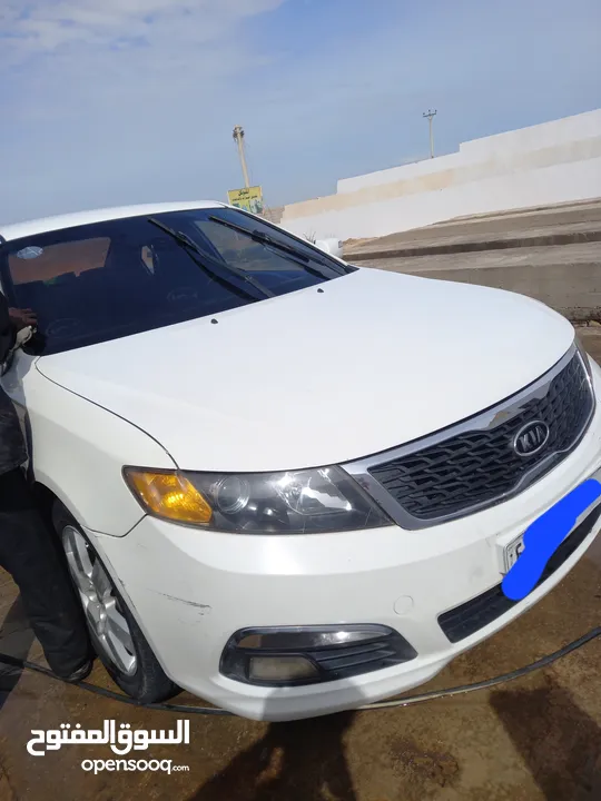 Kia لوتزي 2009