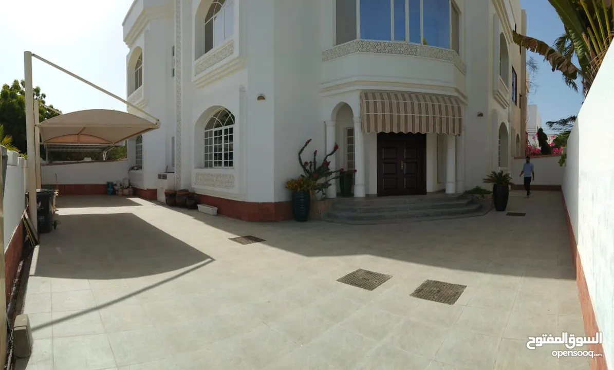1me12-Beautifull 4 BHK villa for rent in azaiba near Al Sultan Center