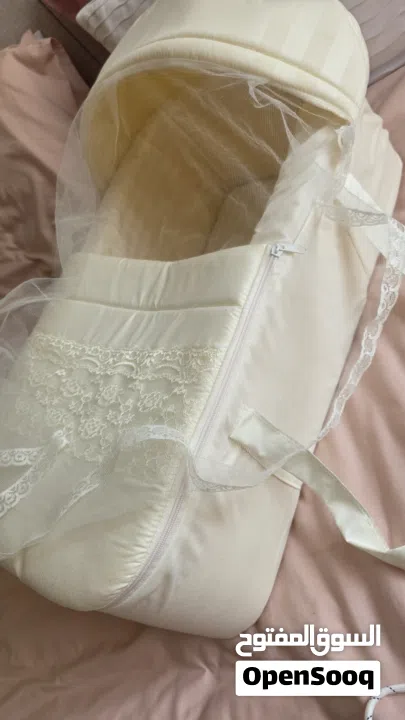 مستلزمات طفل رضيع للبيع جديده