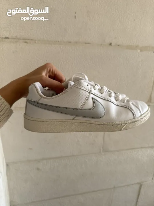 Nike white sneaker