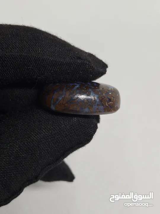 Boulder opal