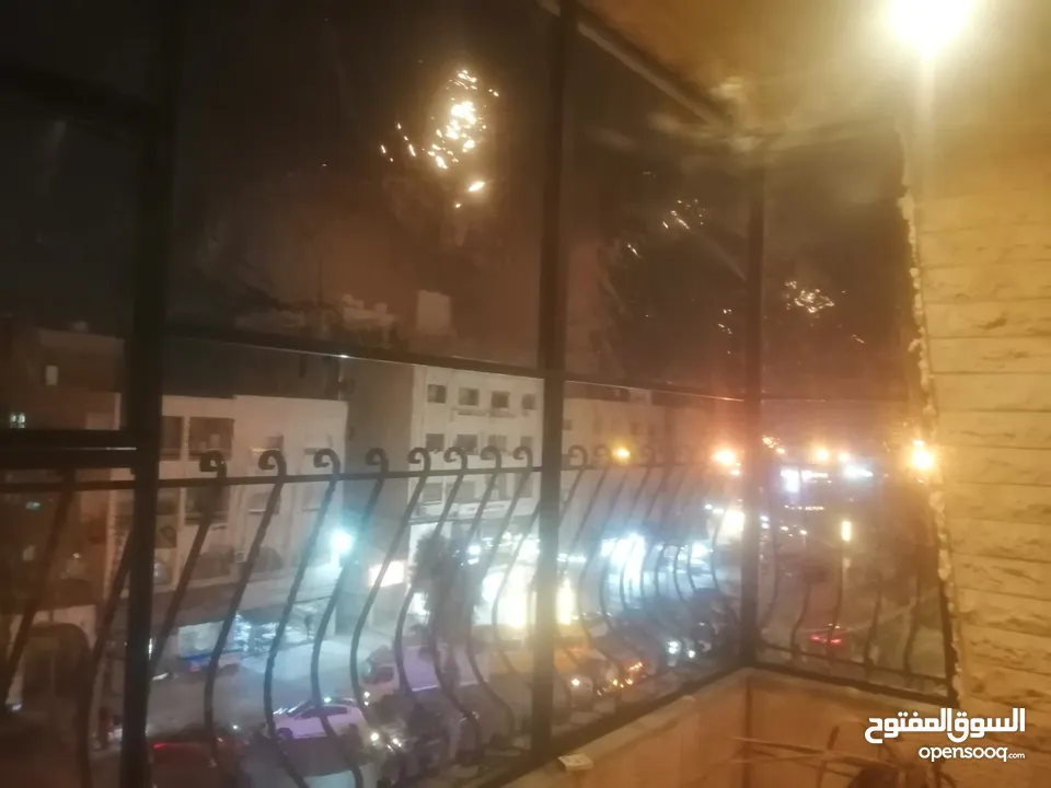 تغليف وتسكير الكافيهات والاماكن المفتوحه  من الهواء باقل الاسعار وتفصيل الاشرعه لاعلى المساحات