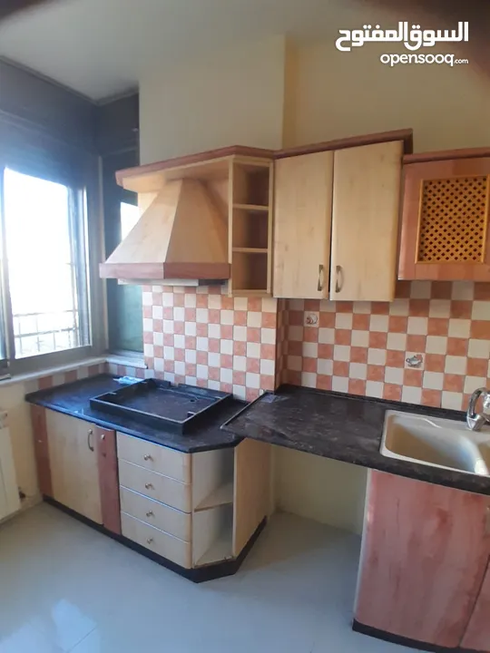 للايجار شقه في الارسال قرب فندق بست ايسترن