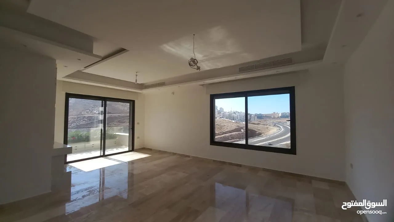 شقة للبيع في دير غبار  ( Property ID : 40084 )