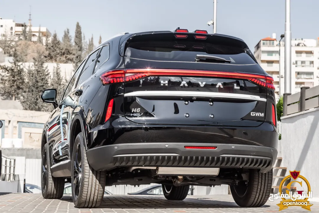 الان لدى شركة العلامة الذهبية لتجارة السيارات   Gwm Haval Hev H6 2025