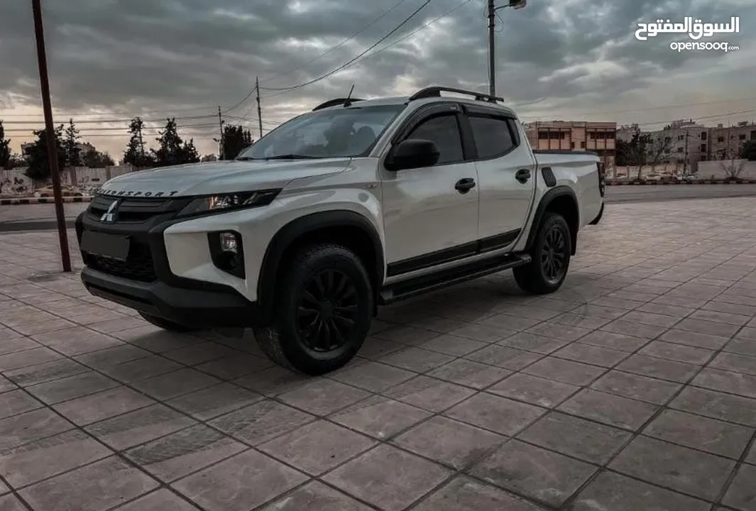 ميتسوبيشي L200 2021
