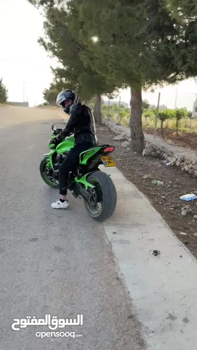 كوازاكي z750