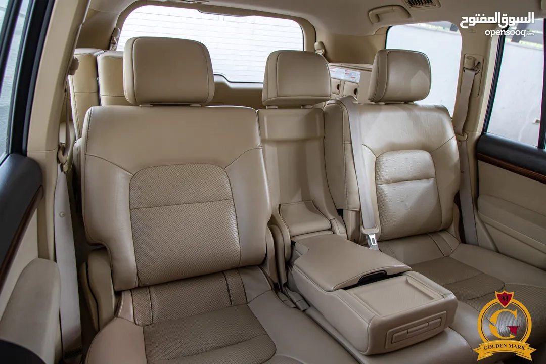 Toyota Land Cruiser 2017 Gx-r V8  السيارة بحالة الوكالة و قطعت مسافة 80,000 كم