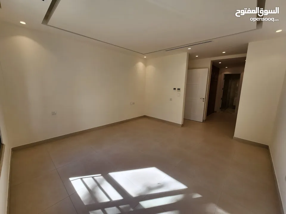 شقة نصف مفروشة للإيجار بين الدوار الرابع و الخامس - ref : 14597