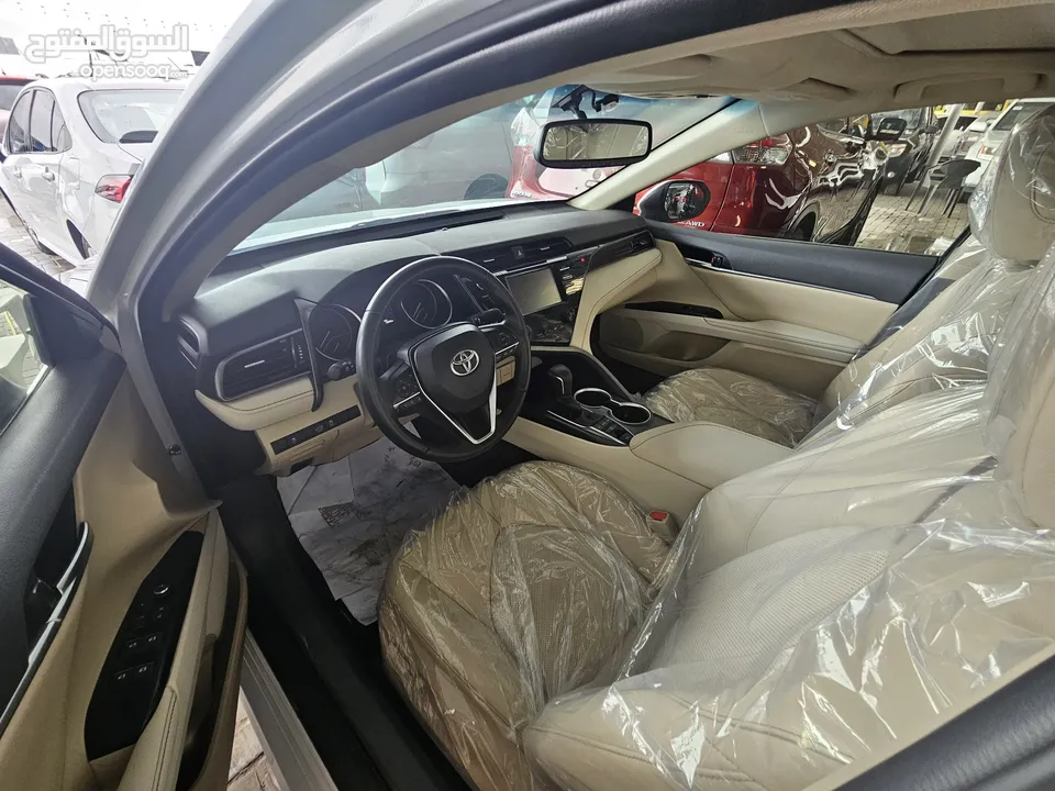 Toyota camry model 2020 Gcc full option V6 3.5 cc