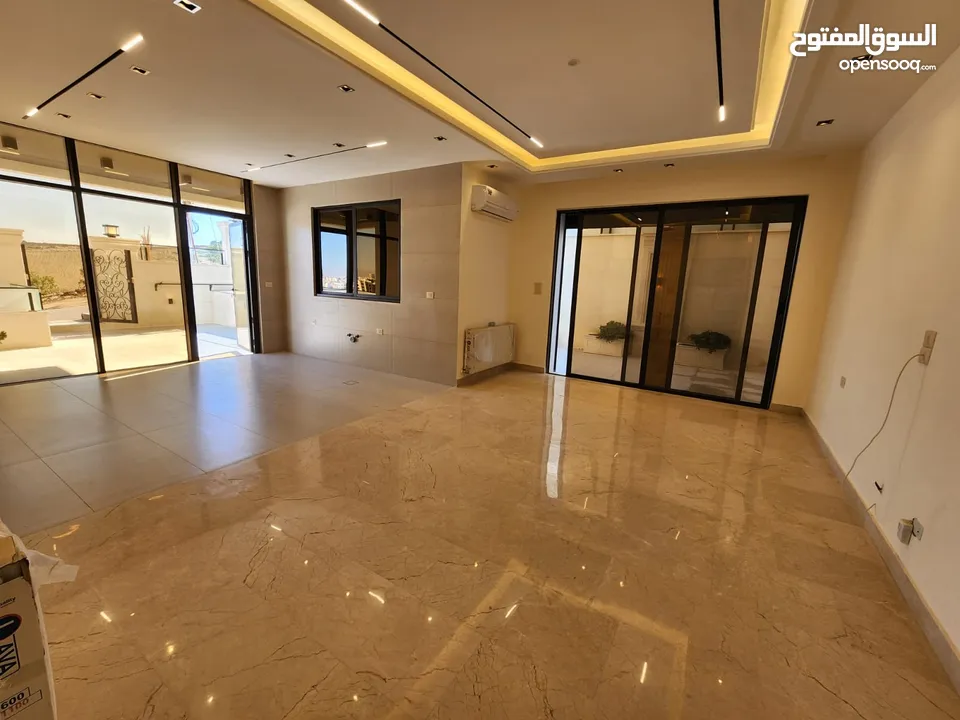 شقة ارضية للبيع في منطقة الصنوبر - ref : 14432