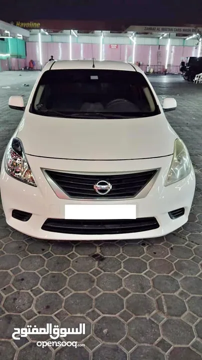 Nissan Sunny 2012