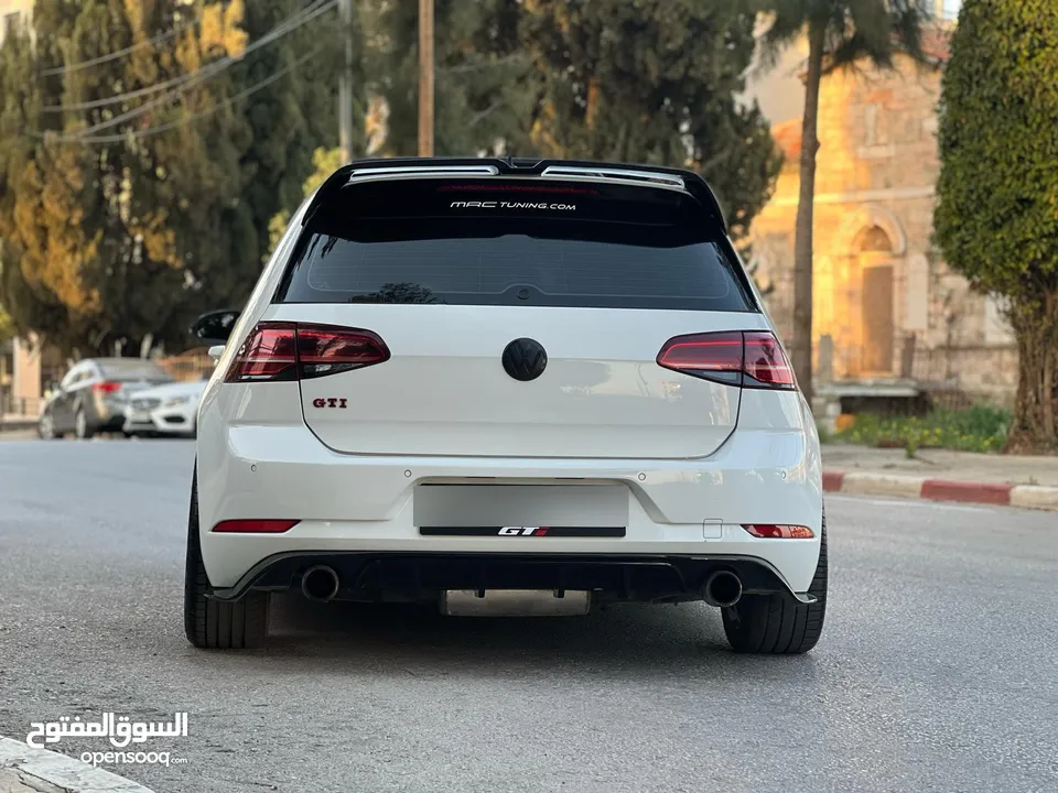 lVolkswagen Golf Gti