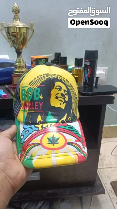 مطلووووووب كبوس مثل ذلين بشتري